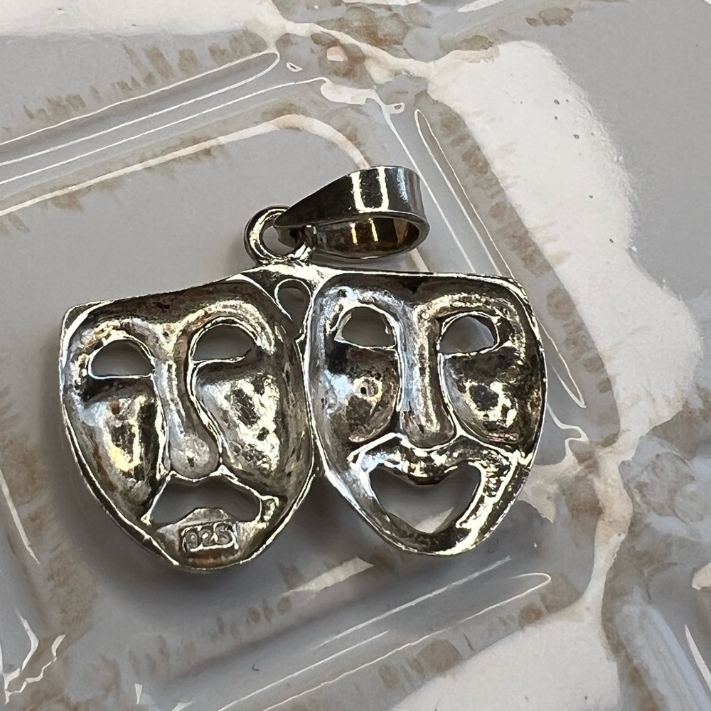 Vintage Comedy Tragedy Masks Pendant NOS 925 Sterling Silver - Picture 3 of 4